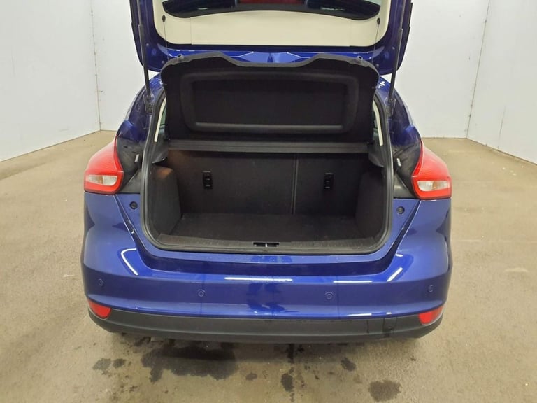 2017 Ford Focus 1.5 TDCi 120 Zetec Edition 5dr HATCHBACK DIESEL Manual