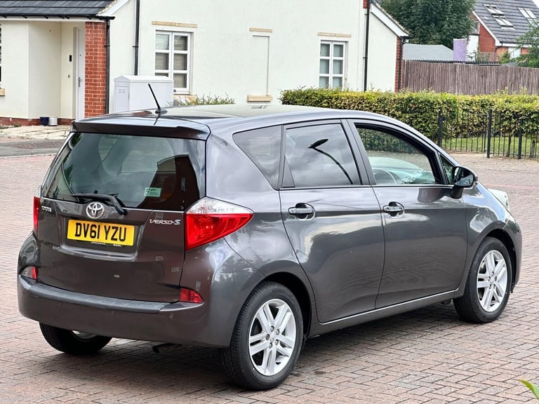 2011 Toyota Verso 1.33 Dual VVT-i T Spirit Euro 5 5dr MPV Petrol Manual