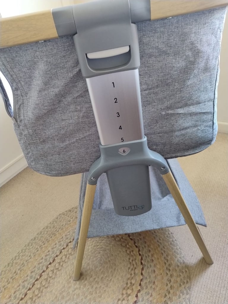 Tutti Bambini Cozee Bedside Crib, Oak and Charcoal Cot