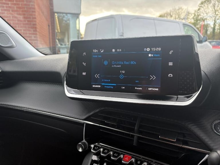 2022 Peugeot 2008 1.2 Puretech Allure Premium Suv 5dr Petrol Manual Euro 6 (s/s) (100 Ps) HATCHBA...