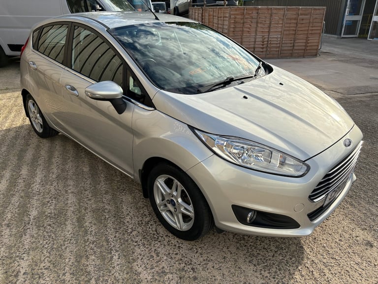 2013 Ford Fiesta 1.25 82 Zetec 5dr HATCHBACK Petrol Manual