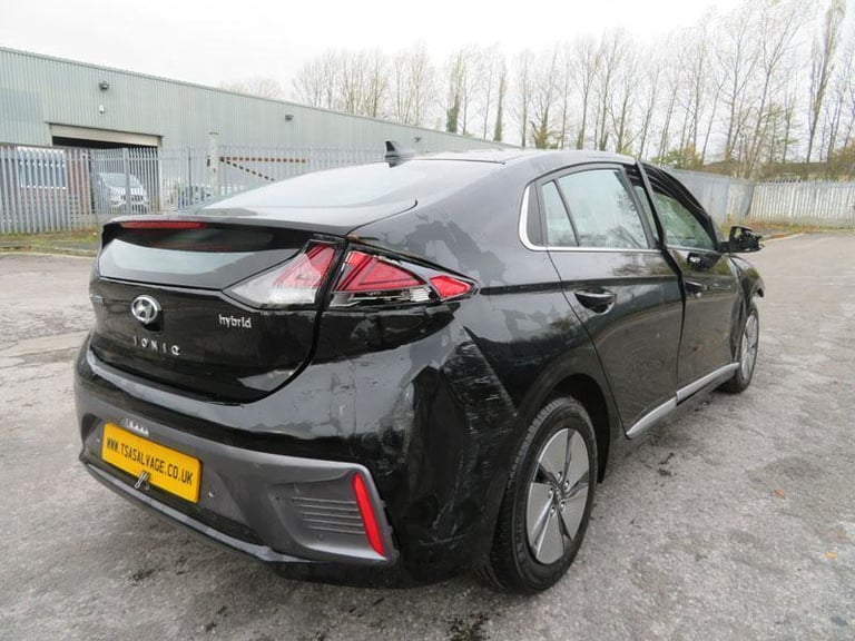 2021 71 Hyundai Ioniq 1.6 GDi Hybrid Premium 5dr DCT Damaged Repairable  Salvage | in Pinxton, Nottinghamshire | Gumtree