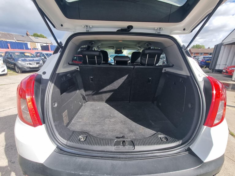 2015 Vauxhall Mokka 1.6 SE 2WD Euro 5 (s/s) 5dr HATCHBACK Petrol Manual