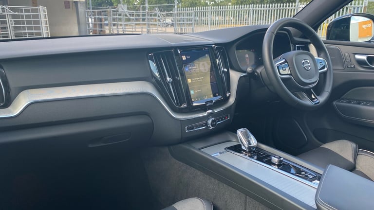 2024 Volvo XC60 2.0 T6 350 RC PHEV Plus Black Ed 5dr AWD Gtron Estate Estate Hybrid Automatic