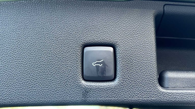 2025 Ford Kuga 2.5 PHEV Active 5dr CVT SUV Plug-In Hy Automatic