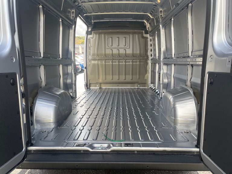  Vauxhall Movano 2.2 Cdti 3500 Biturbo Prime Panel Van 5dr Diesel Manual L3 H2