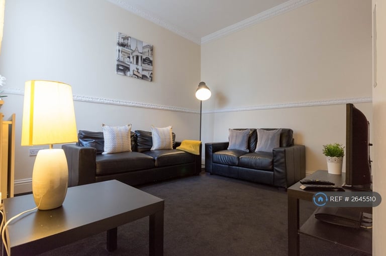 5 bedroom house in Granville Road, Middlesbrough, TS1 (5 bed) (#2645510)