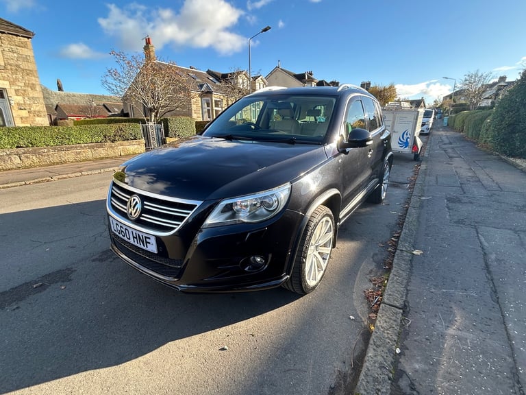 Volkswagen, TIGUAN, R Line Estate, 2010, Semi-Auto, 1968 (cc), 5 doors