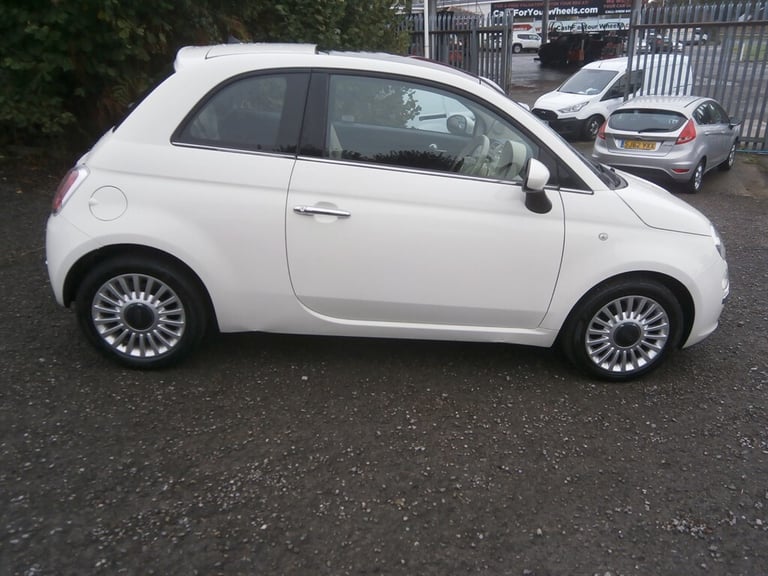 2014 Fiat 500 1.2 Lounge Hatchback 3dr Petrol Manual Euro 6 (s/s) (69 bhp) Hatchback Petrol Manual