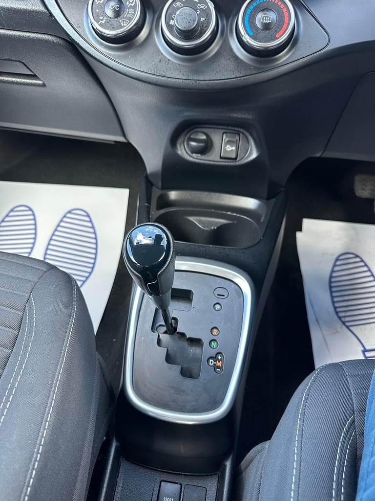 2020 Toyota Yaris 1.5 VVT-i Icon Tech 5dr CVT HATCHBACK Petrol Automatic