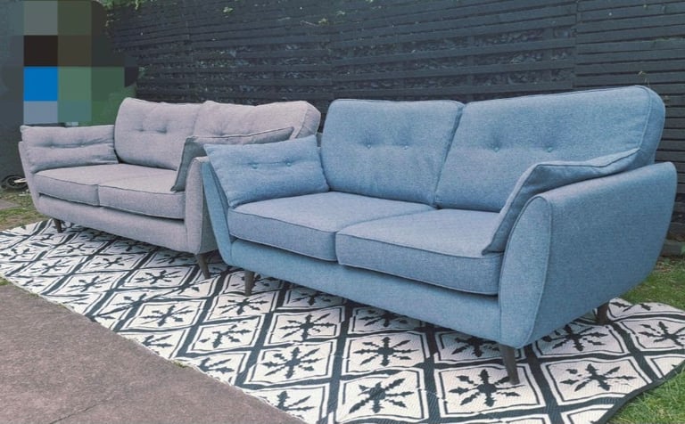 DFS French Connection Sofas..4+3..Delivery 🚚 Available 