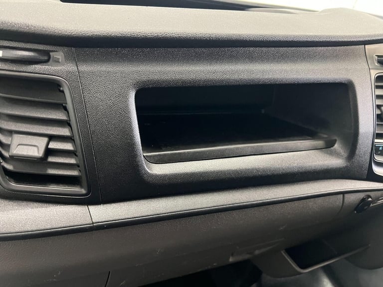 2023 Ford Transit 2.0 350 EcoBlue Leader FWD L4 Euro 6 (s/s) 2dr Luton Diesel Manual