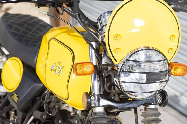 2018 AJS TEMPEST SK125-25A Tempest Scrambler 125 PETROL Manual