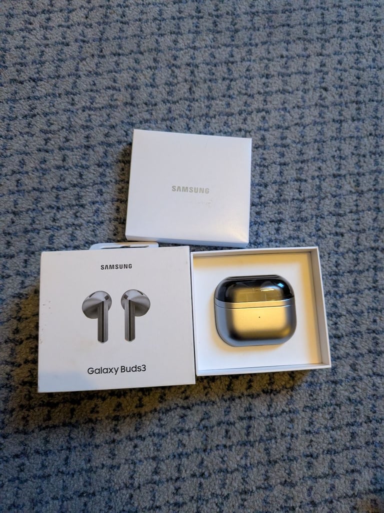 image for Samsung Galaxy Buds3 