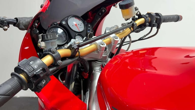 Honda VTR 1997 27K NEW MOT SERVICED 1000CC VTWIN SPORTS BIKE