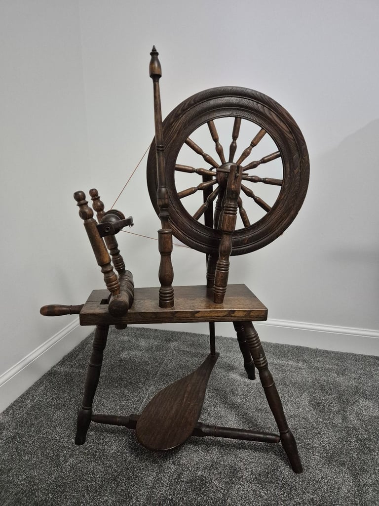 image for Decorative Handmade Spinning Wheel