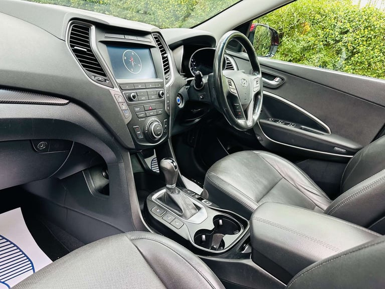 2016 Hyundai Santa Fe 2.2 Santa Fe Premium SE Blue Drive CRDi Auto 4WD 5dr SUV Diesel Automatic