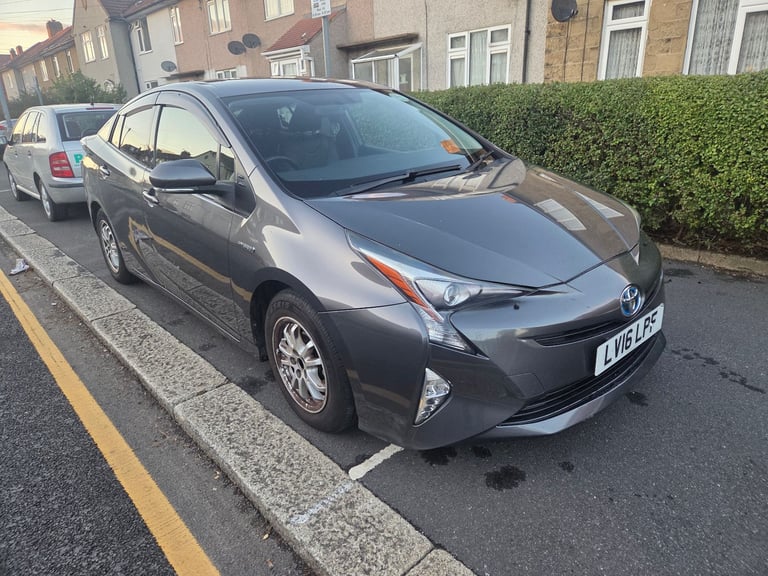 Pco Hybrid Toyota, PRIUS HYBRID, 2016, Part Ex welcomed £5900