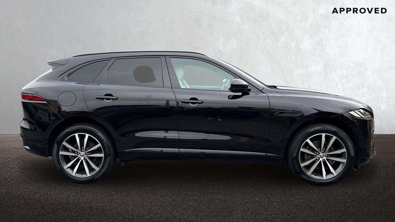 2023 Jaguar F-Pace 2.0 D200 R-Dynamic SE Black 5dr Auto AWD Estate Diesel Automatic