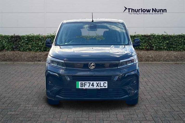 2025 Vauxhall Combo Life Electric 52kWh Design XL MPV 5dr Electric Auto (7.4kW Charger) (136 ps) ...