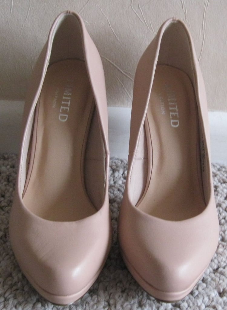 image for Ladies shoes and Trainers,  size 4.5 and 5, mostly NEW or hardly worn. £4 - £10 per pair.