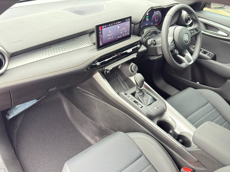 2023 Alfa Romeo Tonale 1.5 MHEV Ti 5dr Auto Hatchback Petrol Automatic