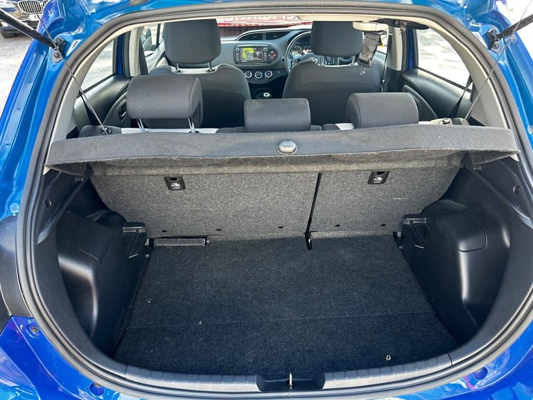 2019 Toyota Yaris 1.5 VVT-i Icon Tech Euro 6 5dr HATCHBACK Petrol Manual