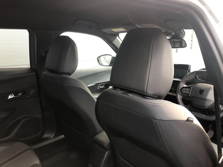 2025 Peugeot 2008 1.2 PureTech Allure Euro 6 (s/s) 5dr HATCHBACK Petrol Manual
