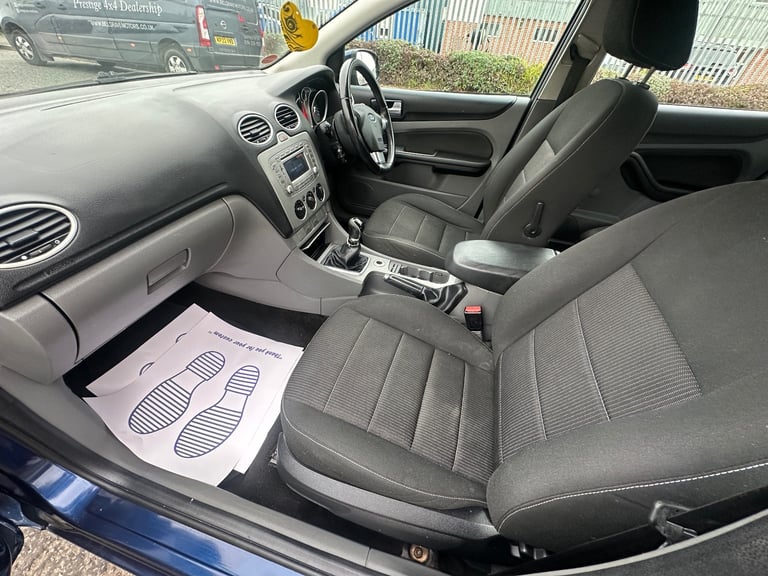 DIESEL FORD FOCUS SPORT 1.6 TDCI 2011 12 MONTHS MOT £35 ROAD TAX