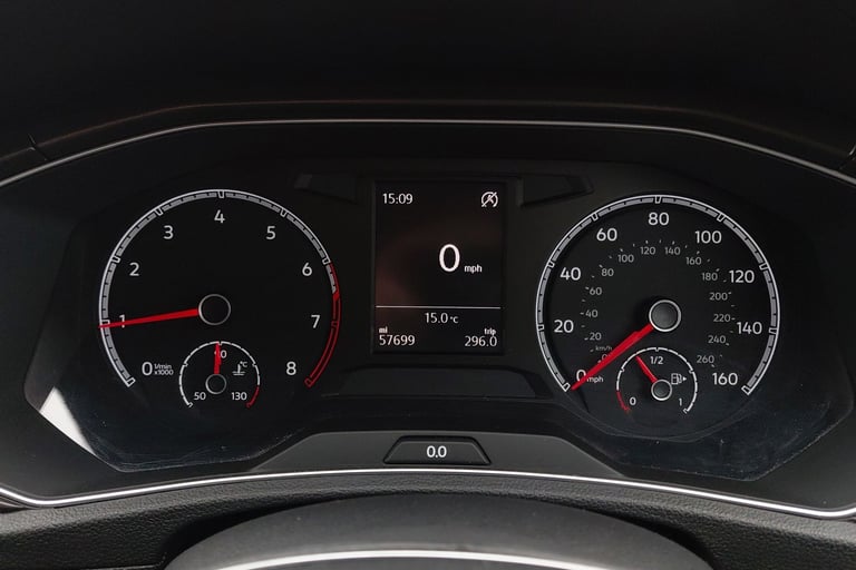 2019 Volkswagen T-Roc 1.5 TSI EVO SE 5dr SUV Petrol Manual