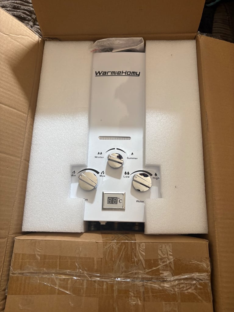 image for Outdoor tankless water heater