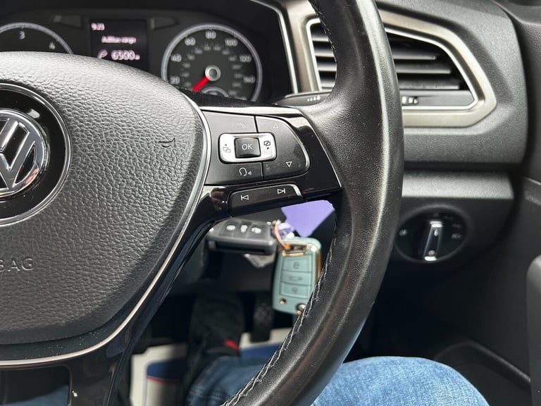 2018 Volkswagen T-Roc 1.6 TDI SE SUV 5dr Diesel Manual Euro 6 (s/s) (115 ps) HATCHBACK Diesel Manual