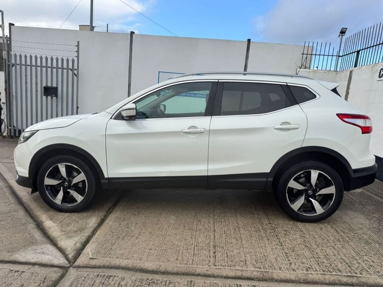 2015 15 NISSAN QASHQAI 1.6 DCI N-TEC+ SUV 5DR DIESEL XTRON 2WD EURO 6 (S/S) (130