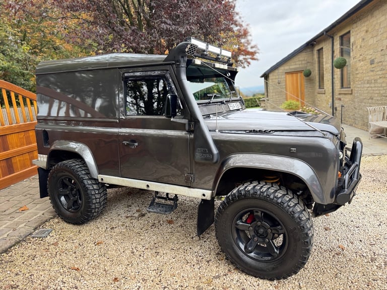 1997 P reg Land Rover Defender 90 300TDi 