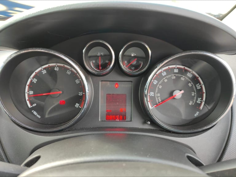 2013 Vauxhall Meriva 1.4 16V Energy Euro 5 5dr MPV Petrol Manual