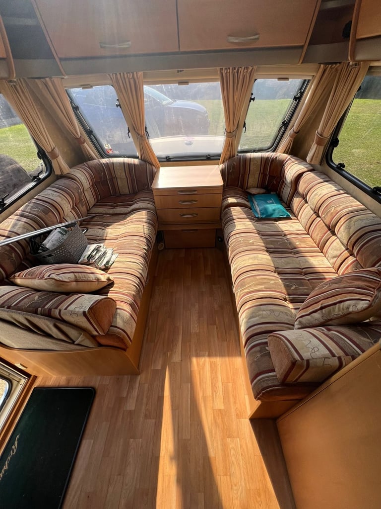 Swift Archway Hartwell Fixed Bed Awning & Motor Mover