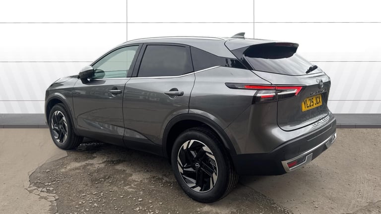 2025 Nissan Qashqai 1.3 DiG-T MH N-Connecta [Glass Roof] 5dr Petrol Hatchback Hatchback Petrol Ma...