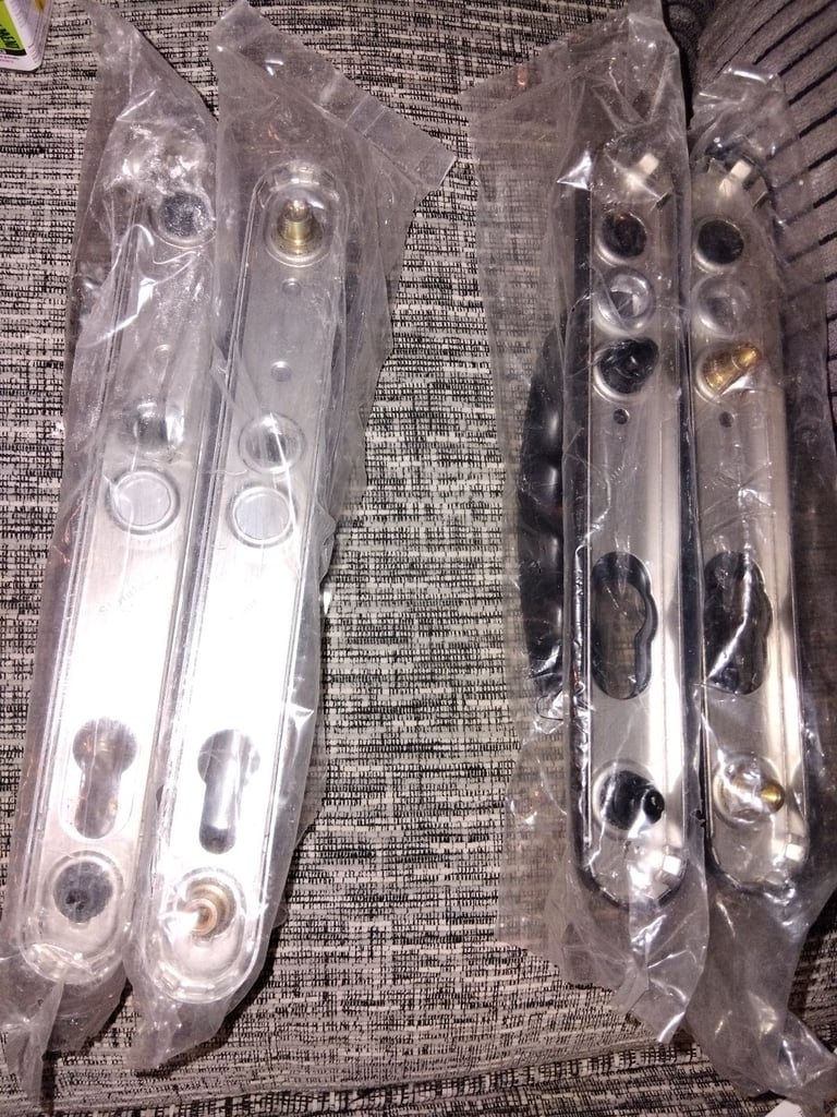 Door handles