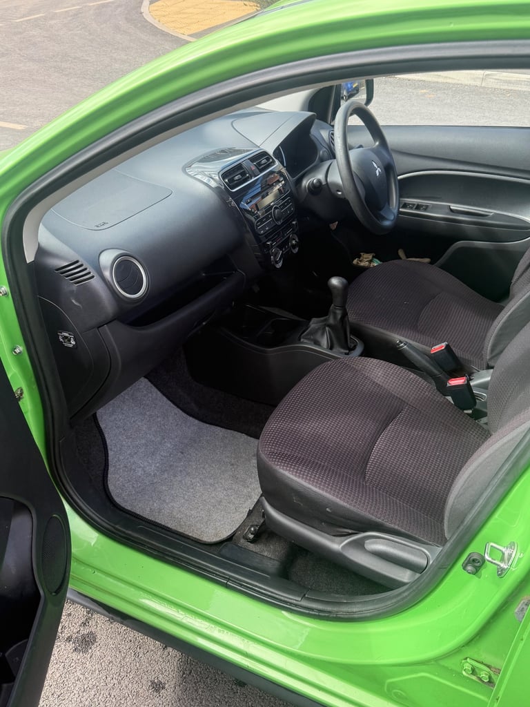 Mitsubishi, MIRAGE, Hatchback, 2013, Manual, 1193 (cc), 5 doors