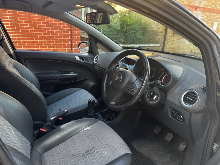 Vauxhall, CORSA, Hatchback, 2011, Manual, 1398 (cc),5 doors - Image 12