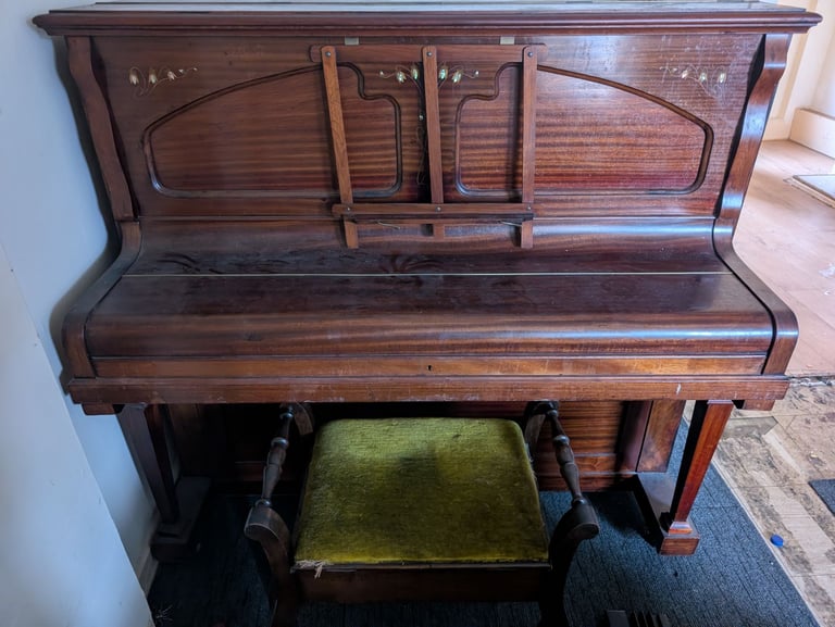 Piano Pohlmann & Son