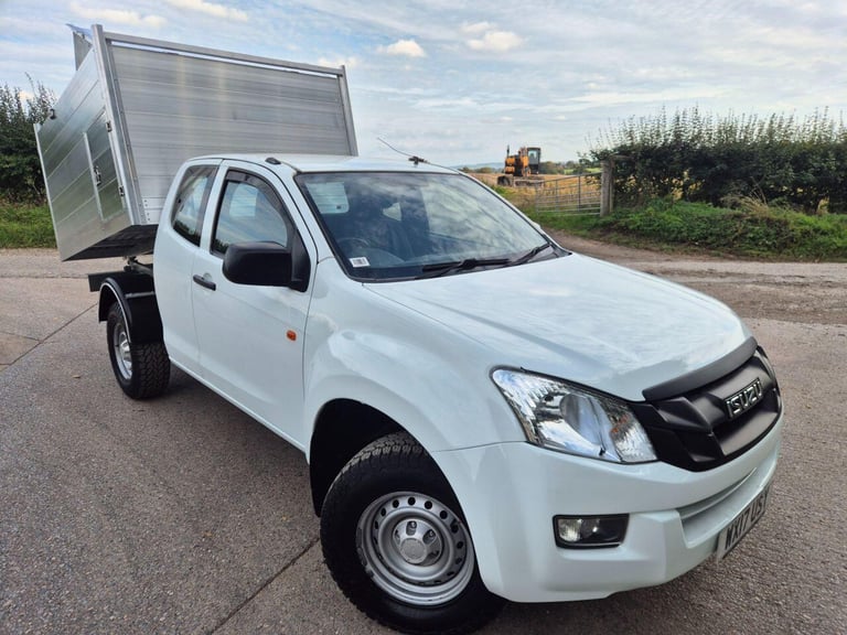 2017 Isuzu D-Max 2.5 TD Extended cab 4x4 Arborist tipper 3,5t towing WE HAVE A CHOICE OF 4X4 PICK...