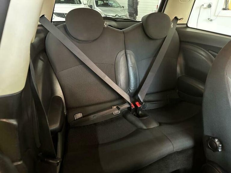 MINI Hatch 1.6 Cooper Hatchback 3dr Petrol Manual Euro 5 (s/s) (122 ps)