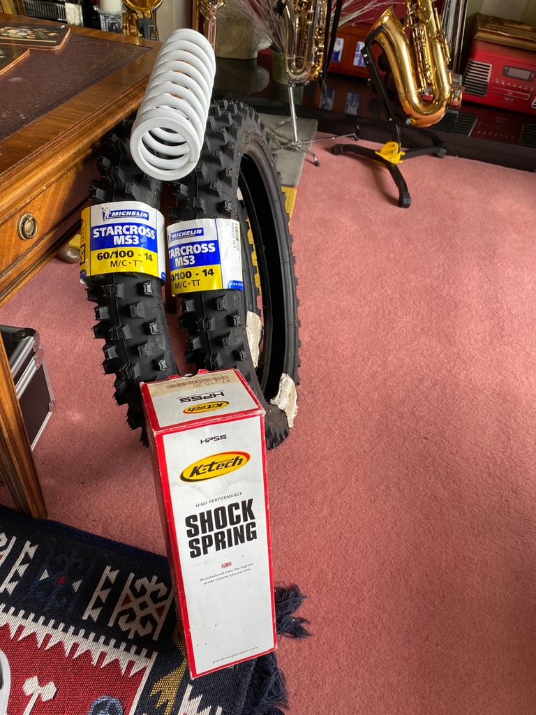 Tyres and shock absorber spring 