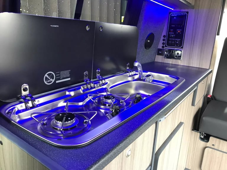Share 2019 VW T6 (not T5) TRANSPORTER, CAMPER VAN, MOTORHOME, SWB, AIR CON, TAIL