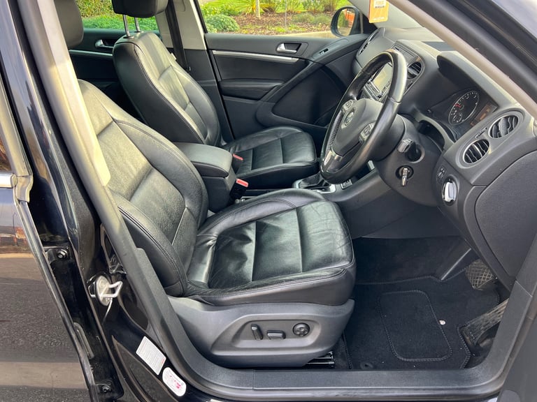 Volkswagen, TIGUAN, 4motion dsg, 2012, Semi-Auto, 1968 (cc), 5 doors
