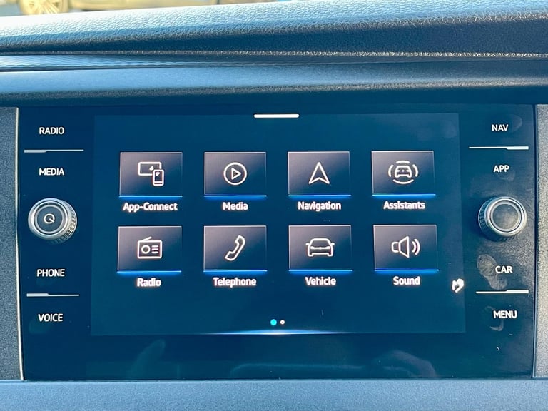 Volkswagen TRANSPORTER TDI 150 SHUTTLE SE LWB 9 SEAT MINIBUS DSG AUTO