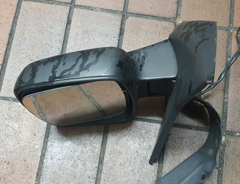 Mercedes Benz Vito 112 CDI Left Side Wing Mirror 2003