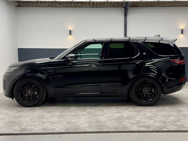2019 Land Rover Discovery 3.0 SD V6 Landmark Edition SUV 5dr Diesel Auto 4WD Euro 6 (s/s) (306 ps...