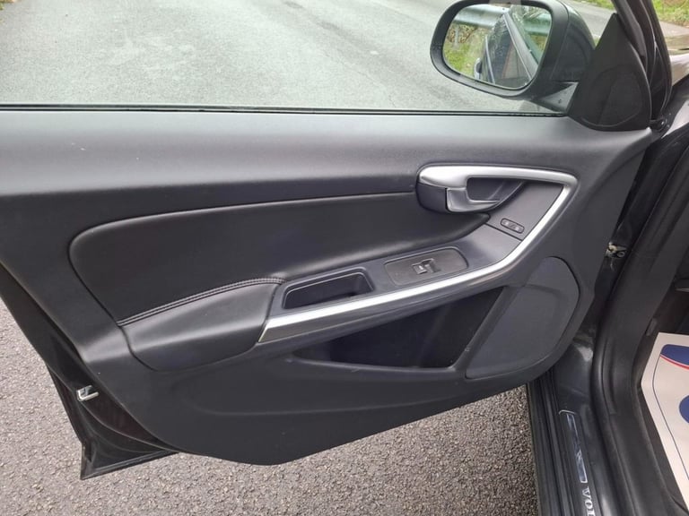 2017 Volvo V60 D4 [190] Business Edition Lux 5dr ESTATE DIESEL Manual